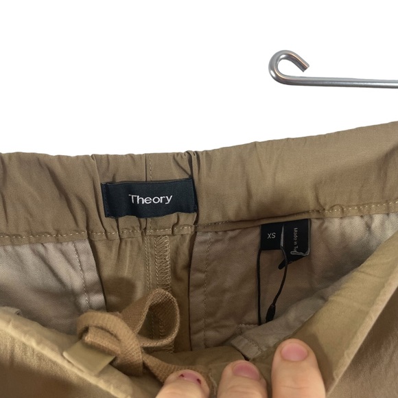 Theory Wilmar Drawstring shorts - Picture 4 of 6